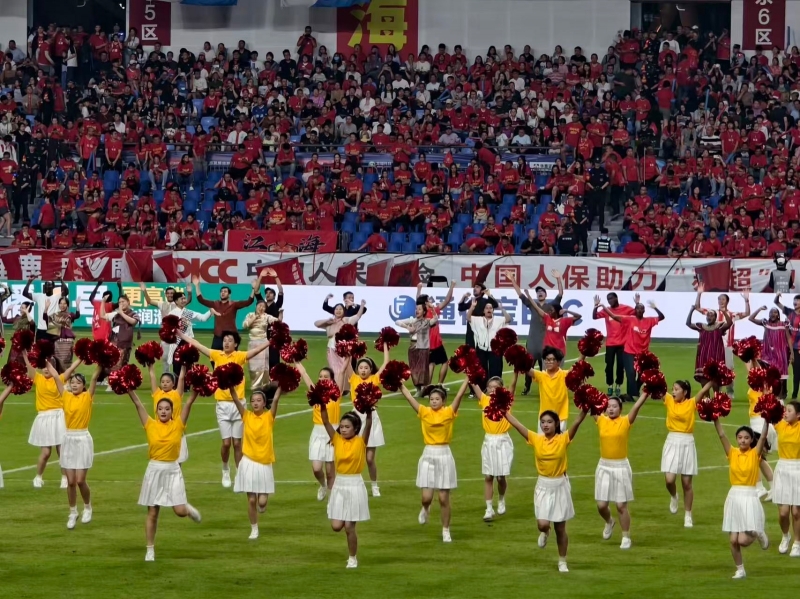 青春“燃”动苏超，奉献守护赛场——264名职大中外学子为江苏城市足球联赛（南通站）护航！